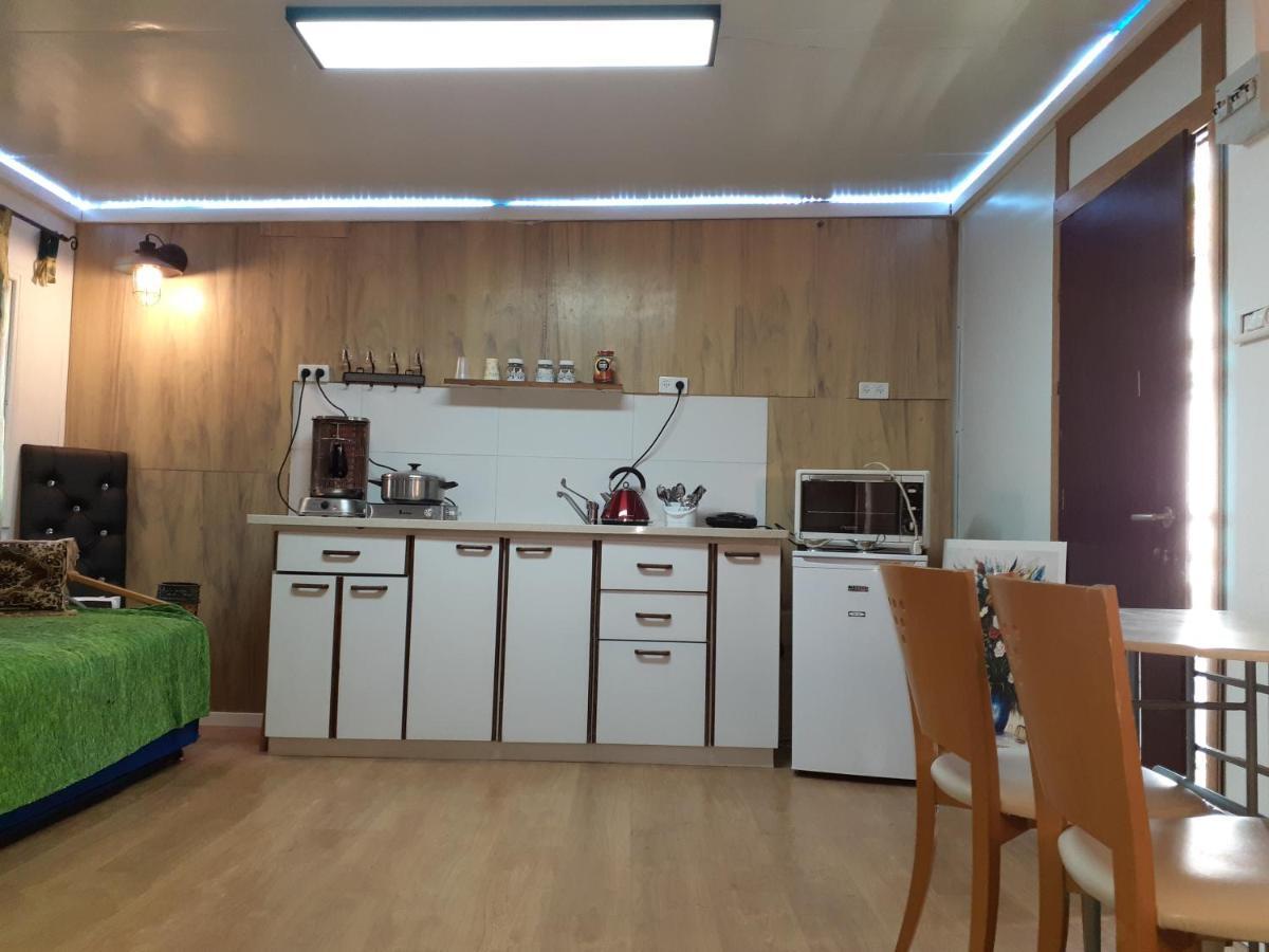 Suite- Studio- Zimmer Bet Sheʼan Esterno foto